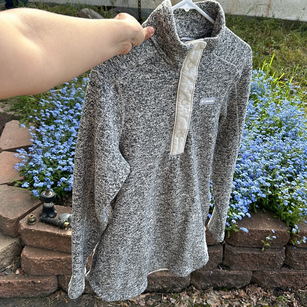 Columbia, Pull Over, Half Button Down - image 1